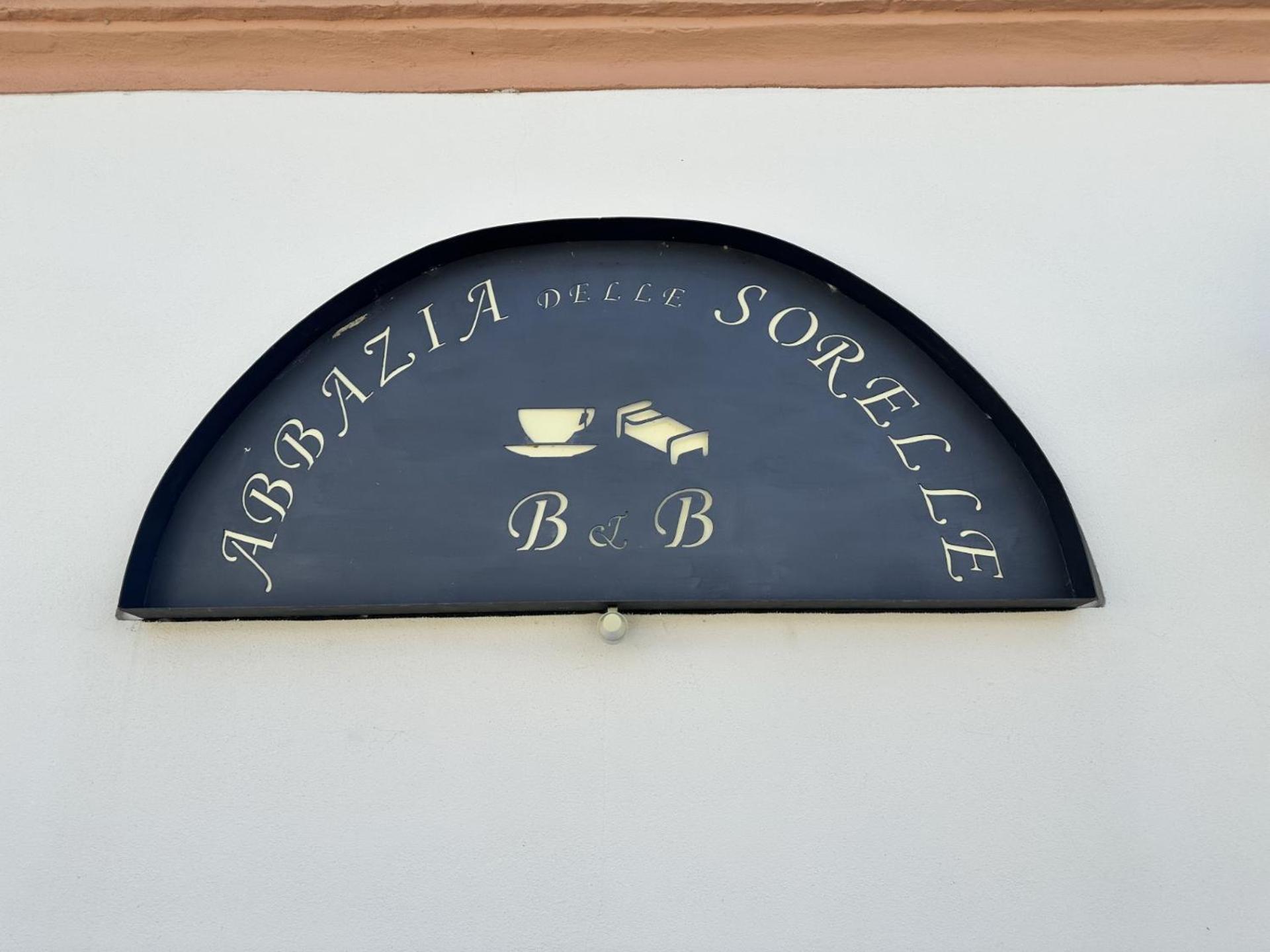 Abbazia Delle Sorelle Novello Extérieur photo
