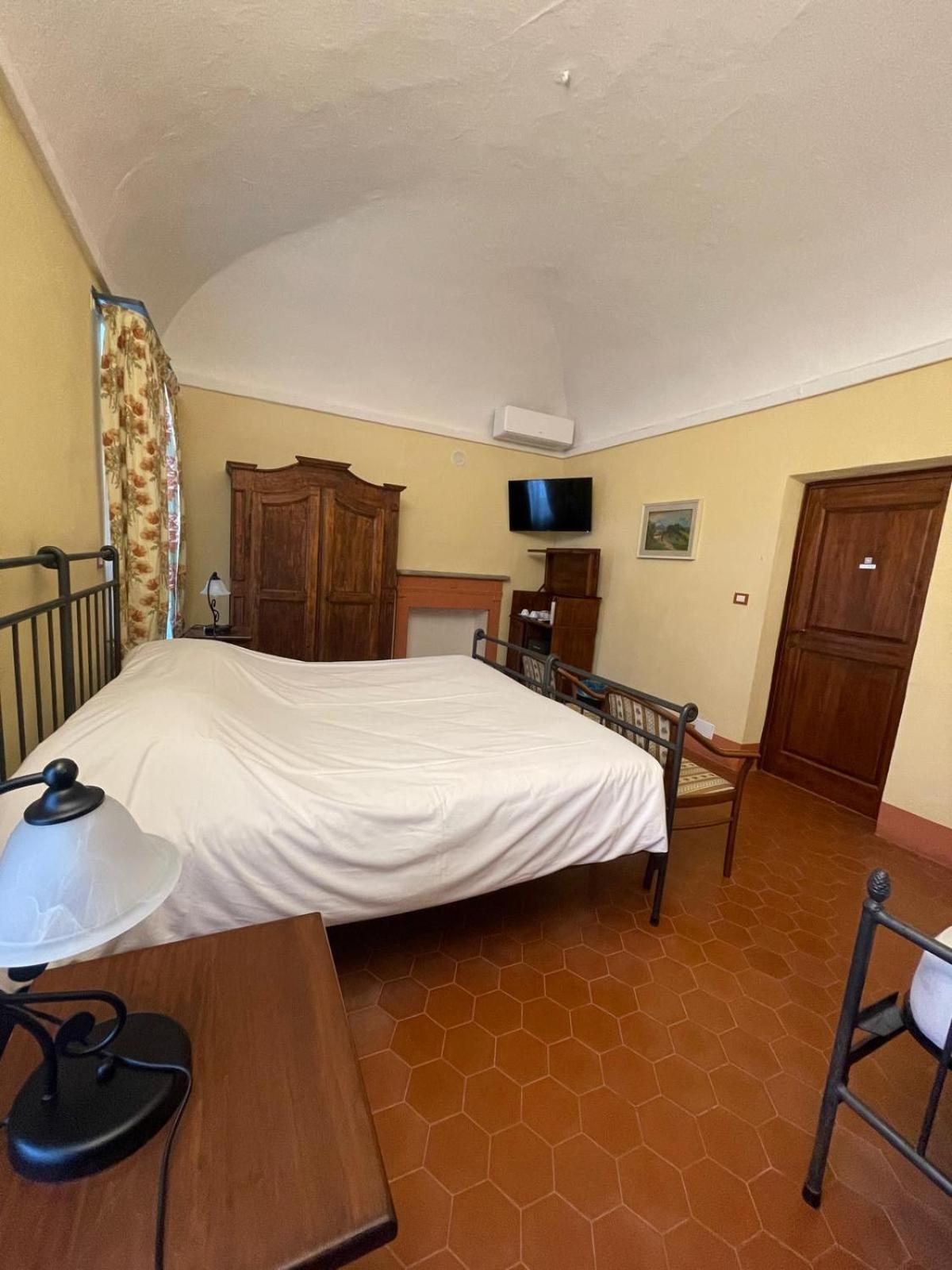 Abbazia Delle Sorelle Novello Extérieur photo
