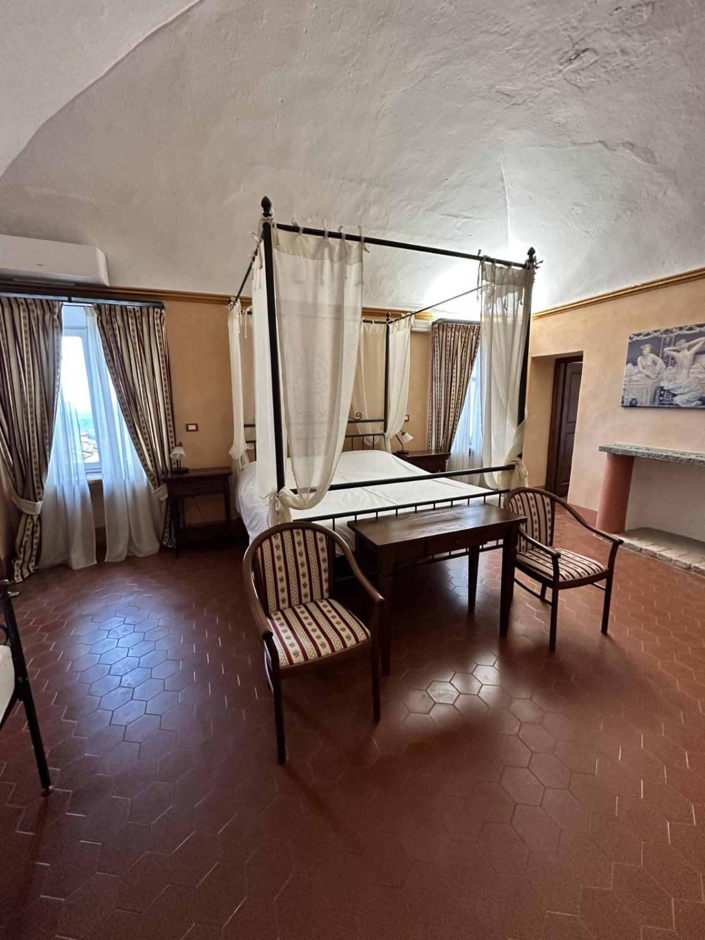Abbazia Delle Sorelle Novello Extérieur photo